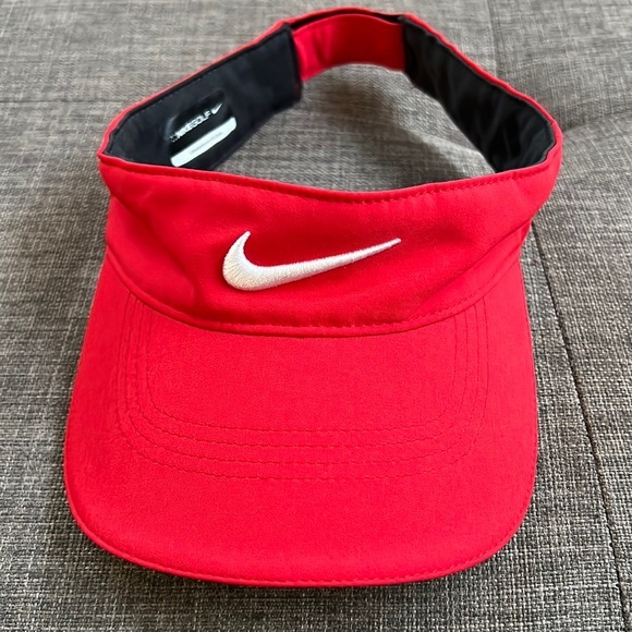 Nike Accessories - Nike visor